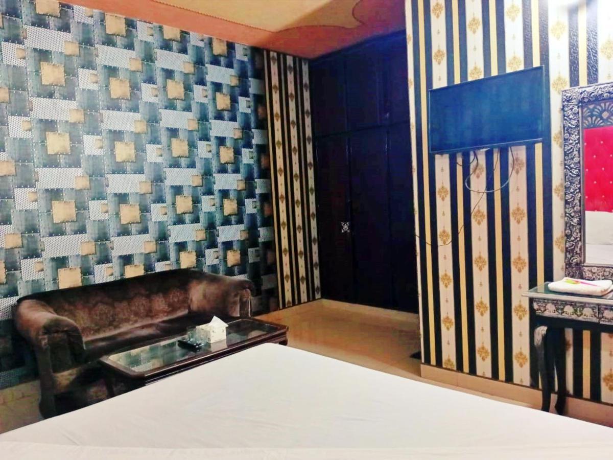 Moon Soon Hotel 라호르 외부 사진