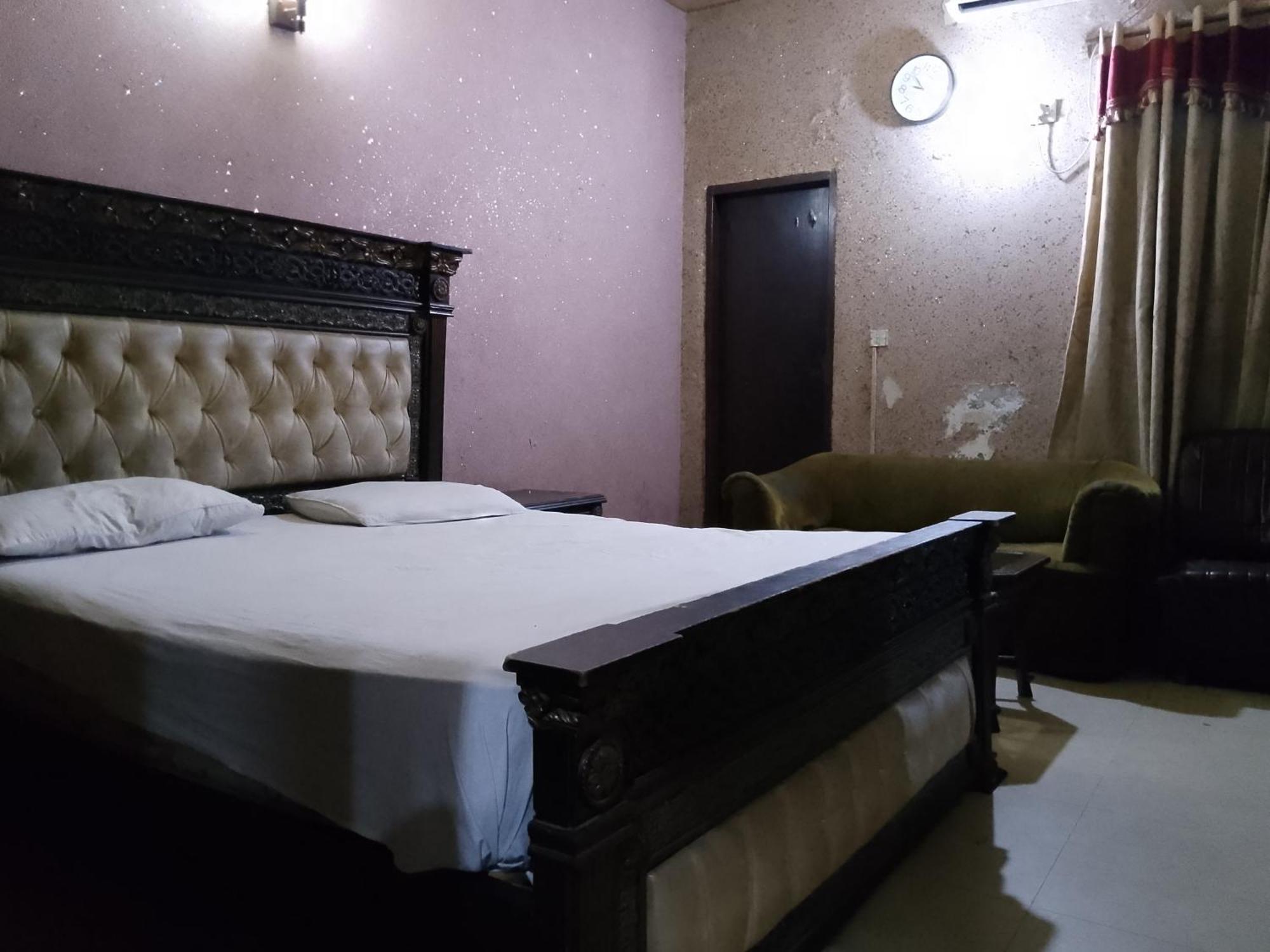 Moon Soon Hotel 라호르 객실 사진