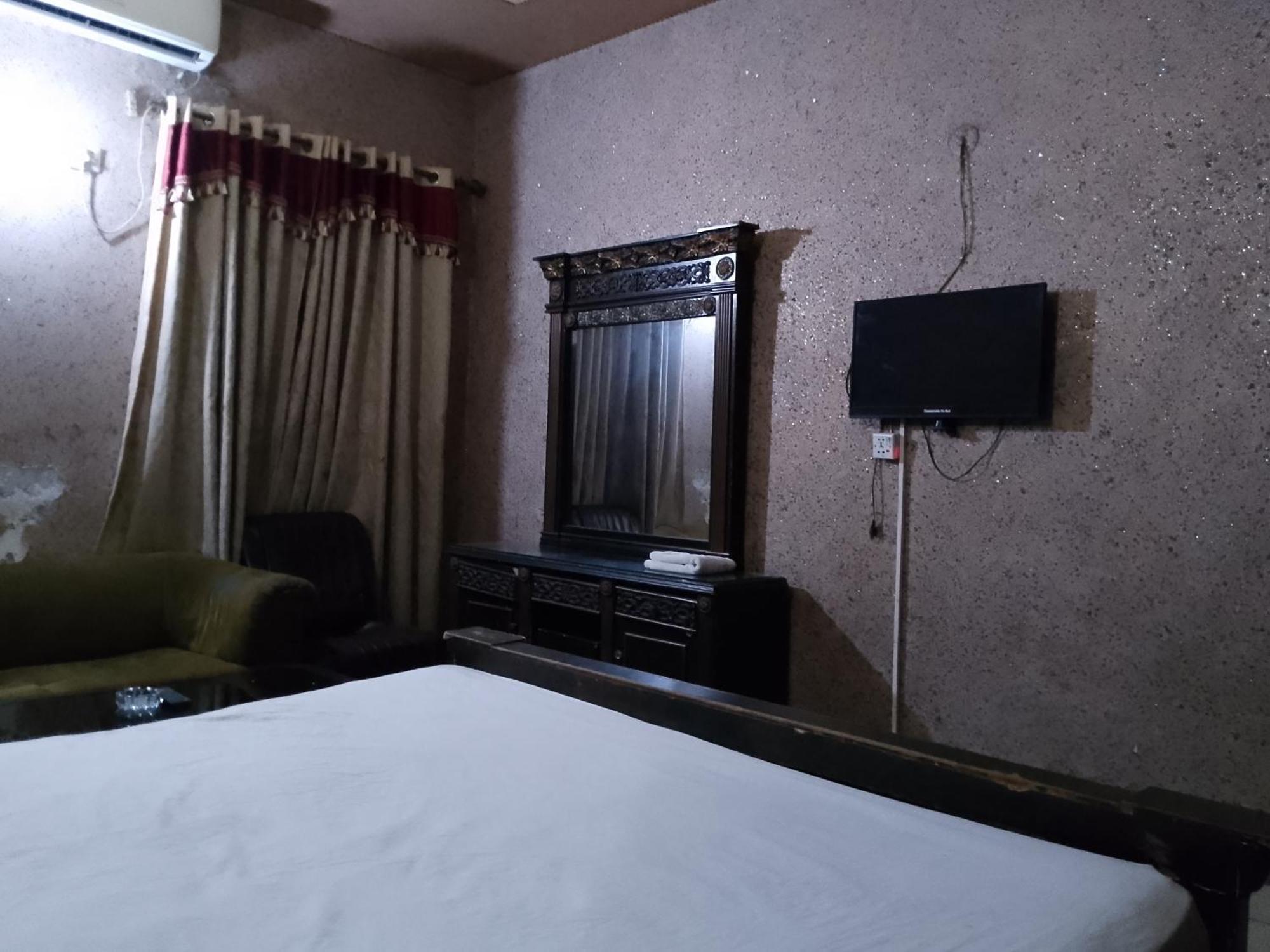 Moon Soon Hotel 라호르 외부 사진